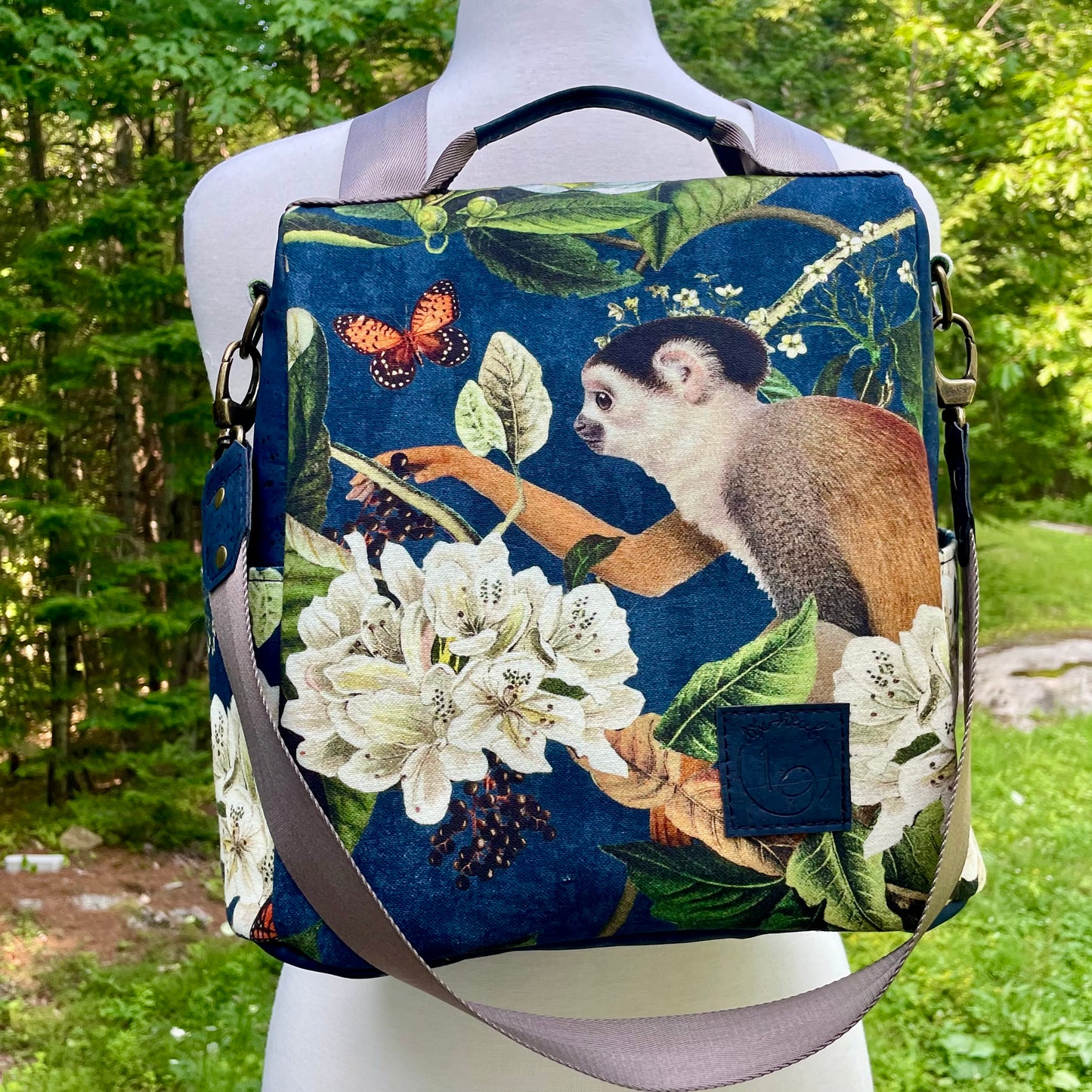 Le Gardien - Sac à dos à motif à motif de singe, liège bleu marin