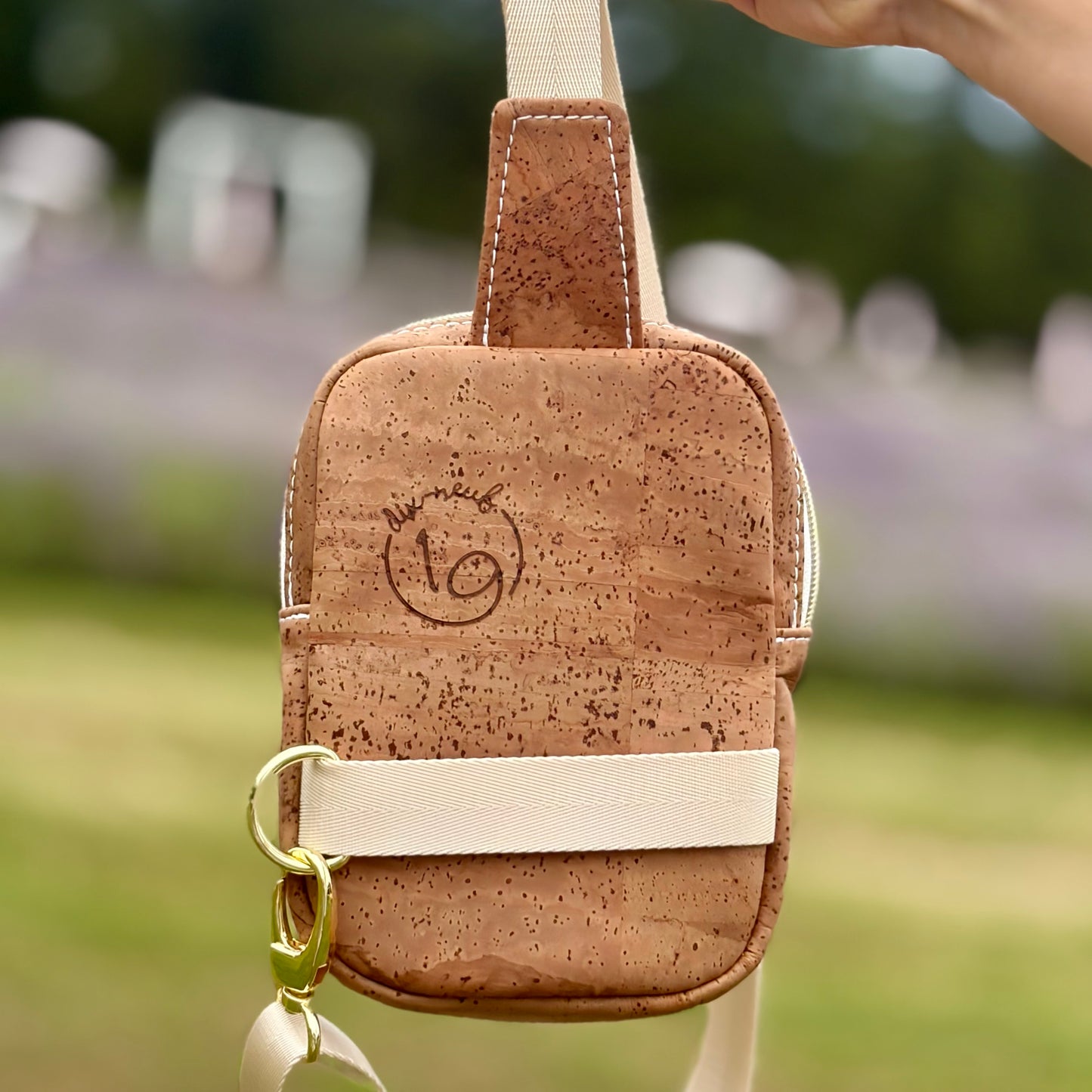 Sac de corps en canevas jaune à motifs de marguerites, liège brun pâle