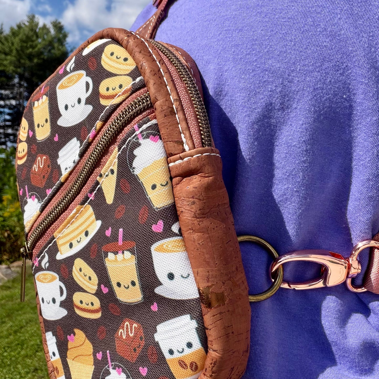 Sac de corps en canevas à motif de cafés et brownies, liège brun chocolat